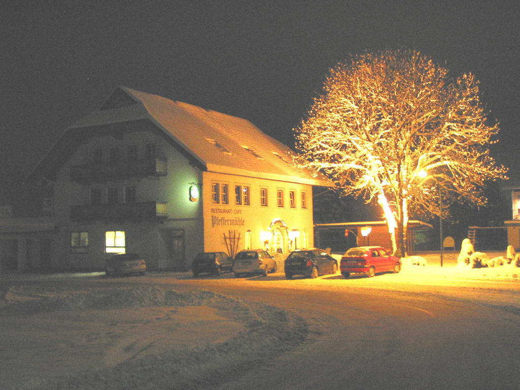 Landgasthof Pfeffermuehle Kotschach-Mauthen Buitenkant foto