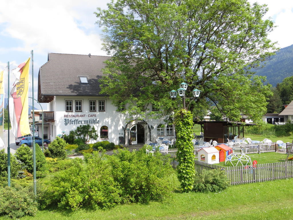 Landgasthof Pfeffermuehle Kotschach-Mauthen Buitenkant foto